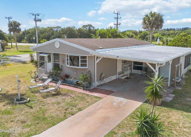 Property at 901 Laurel Cir, Barefoot Bay, FL 32976, 2 beds, 2 baths