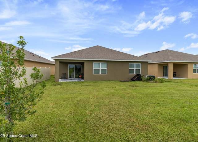 Property at 1015 Dugan Cir SE, Palm Bay, FL 32909, 4 beds, 2 baths
