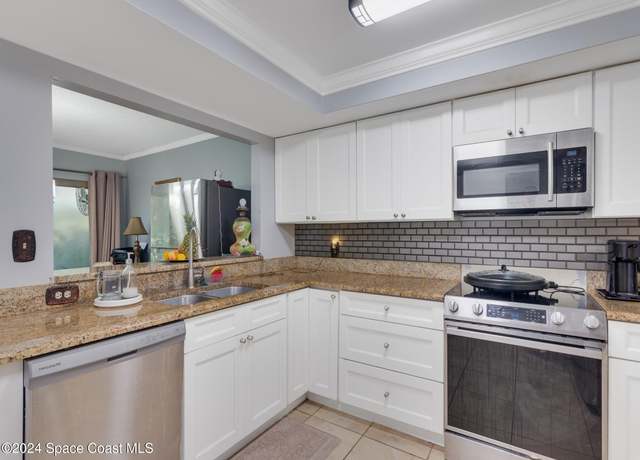Property at 9640 Meadowood Dr #103, Ft. Pierce, FL 34951, 2 beds, 2 baths