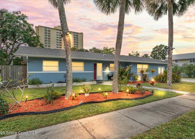 Property at 637 E Lincoln Ave, Melbourne, FL 32901, 3 beds, 2 baths