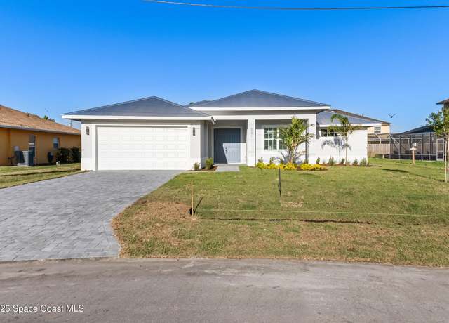 Property at 5271 NW Mayfield Ln, Port St. Lucie, FL 34983, 4 beds, 3 baths