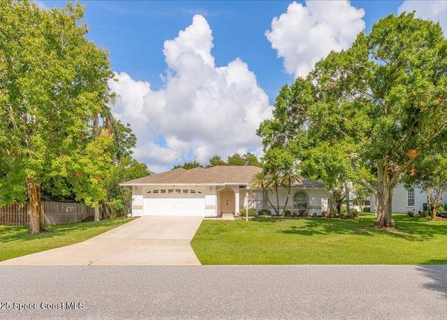 Property at 1362 York Cir, Melbourne, FL 32904, 3 beds, 2 baths