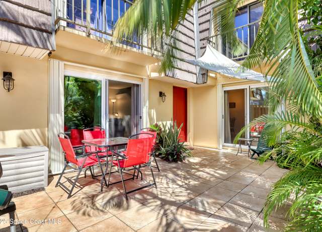 Property at 3616 Vista Oaks Cir NE, Palm Bay, FL 32905, 2 beds, 1.5 baths