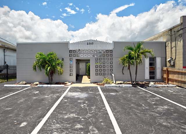 Property at 2317 N Cocoa Blvd, Cocoa, FL 32922, 4 beds, 4 baths