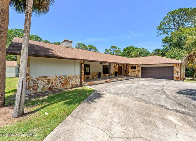 Property at 2150 Winston Dr, Cocoa, FL 32926, 3 beds, 2 baths
