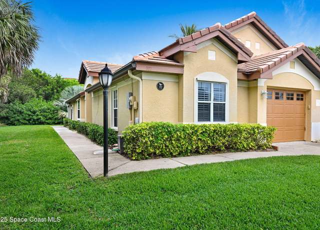Property at 102 Caledonia Dr, Melbourne Beach, FL 32951, 3 beds, 2 baths