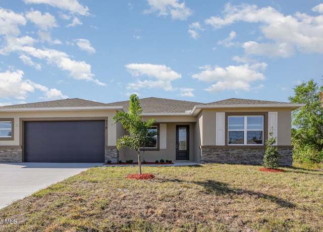 Property at 478 Hancock St SW, Palm Bay, FL 32908, 3 beds, 2.5 baths