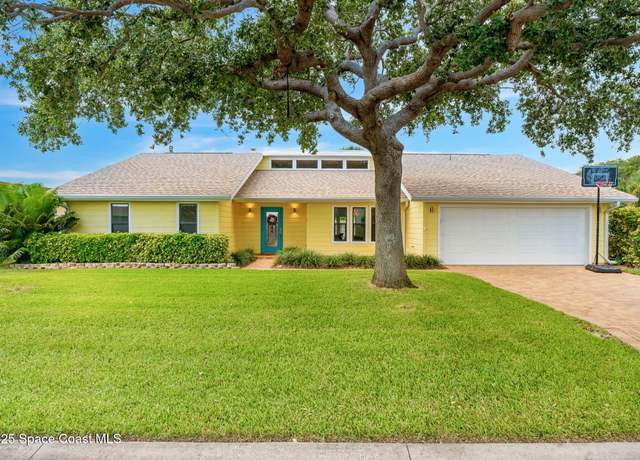 Property at 33 Yawl Dr, Cocoa Beach, FL 32931, 3 beds, 2 baths