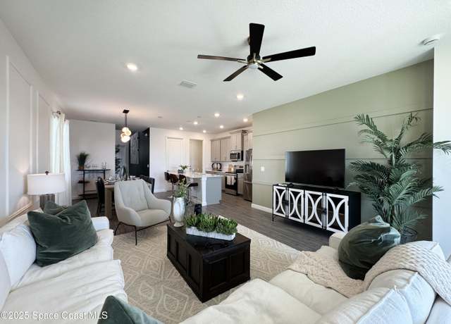 Property at 1959 Croft Inlet Dr NW, Palm Bay, FL 32907, 5 beds, 2.5 baths