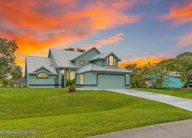 Property at 817 Seven Gables Cir SE, Palm Bay, FL 32909, 4 beds, 2.5 baths