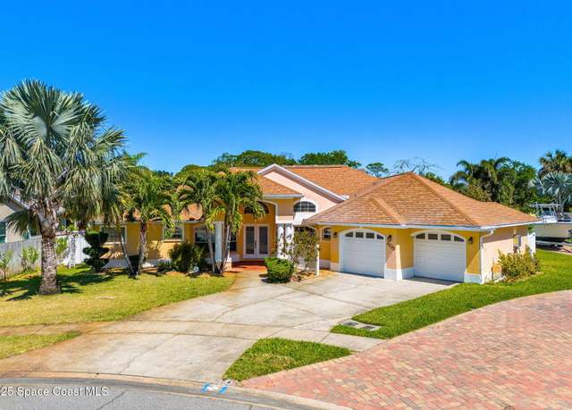 Property at 1035 Harbor Pines Dr, Merritt Island, FL 32952, 4 beds, 3 baths