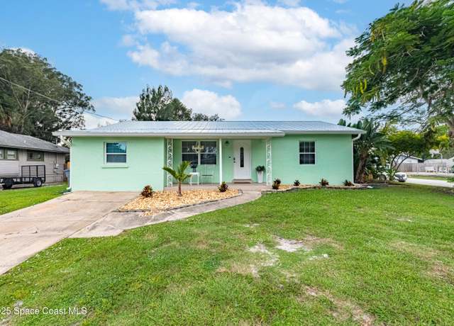 Property at 1800 Stockton St, Melbourne, FL 32901, 3 beds, 2 baths