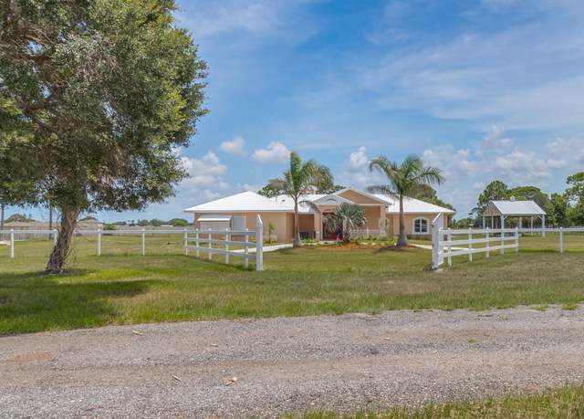 Property at 4715 Blossom Ridge Pl, Grant, FL 32949, 4 beds, 2.5 baths
