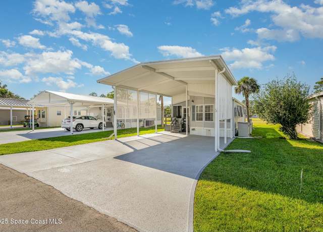 Property at 555 Lake Dr, Titusville, FL 32780, 2 beds, 1.5 baths
