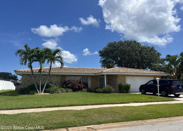 Property at 620 Barcelona Ct, Satellite Beach, FL 32937, 4 beds, 2.5 baths