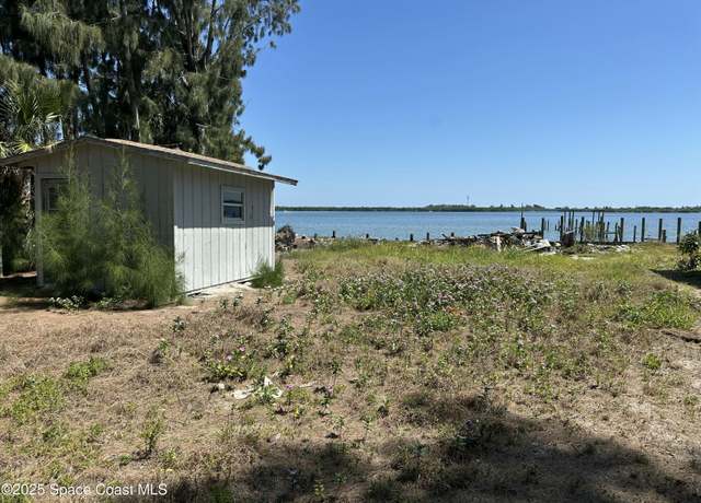 Property at 3 Vip Is, Grant, FL 32949