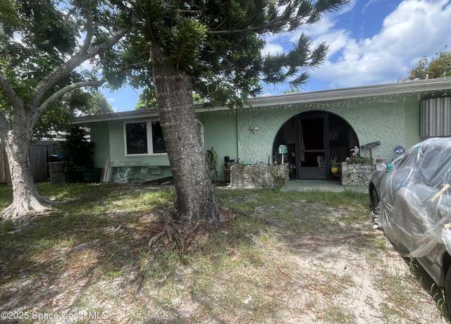 Property at 712 Bianca Dr NE, Palm Bay, FL 32905, 3 beds, 2 baths