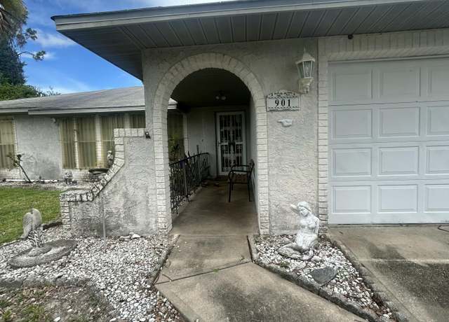 Property at 901 Falconer St NW, Palm Bay, FL 32907, 3 beds, 2 baths