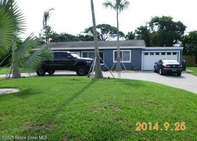 Property at 2415 S Fairway Dr, Melbourne, FL 32901, 3 beds, 2 baths