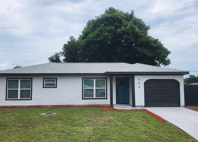 Property at 950 Tope St, Cocoa, FL 32927, 3 beds, 2 baths