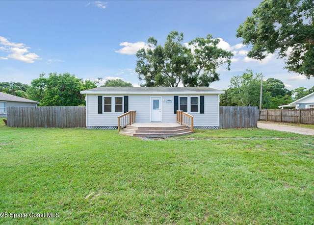 Property at 1005 20th Ave, Vero Beach, FL 32960, 2 beds, 1 bath