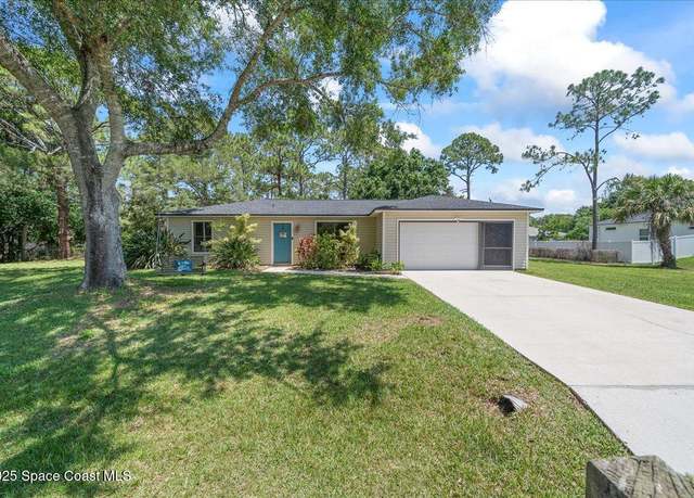 Property at 1065 Benedictine St NW, Palm Bay, FL 32907, 3 beds, 2 baths