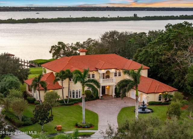 Property at 4760 Honeyridge Ln, Merritt Island, FL 32952, 5 beds, 5.5 baths