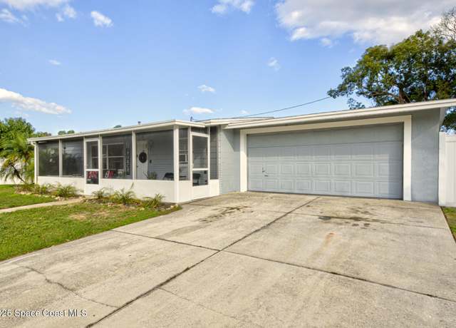Property at 1135 Crescent Dr, Titusville, FL 32796, 4 beds, 3 baths