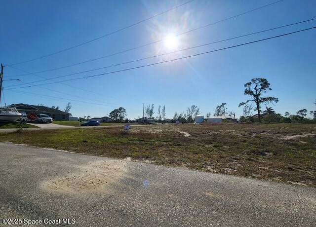 Property at 2720 NW 21st Pl, Cape Coral, FL 33993