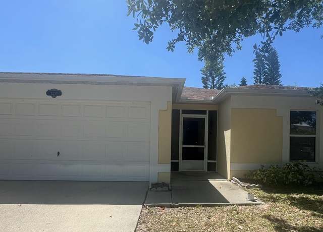 Property at 1237 White Oak Cir, Melbourne, FL 32934, 3 beds, 2 baths