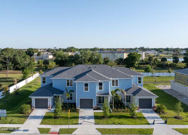 Property at 207 Hidden Woods Pl, Melbourne, FL 32901, 14 beds, 10 baths