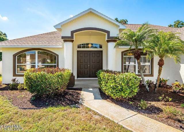 Property at 1026 Blossom Dr, Sebastian, FL 32958, 3 beds, 2 baths