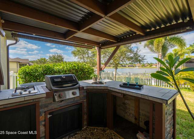 Property at 681 Dillard Dr SE, Palm Bay, FL 32909, 4 beds, 2 baths