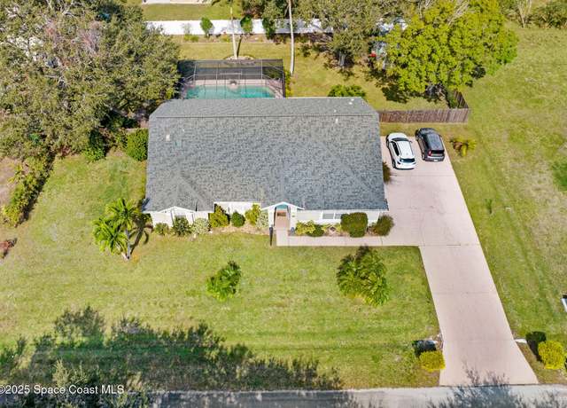 Property at 721 Hyannie St NE, Palm Bay, FL 32907, 3 beds, 2 baths