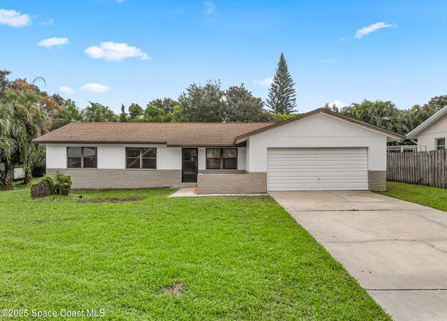 Property at 2901 S Fairway Dr, Melbourne, FL 32901, 3 beds, 2 baths