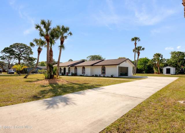 Property at 5215 Pina Vista Dr, Melbourne, FL 32934, 3 beds, 2.5 baths