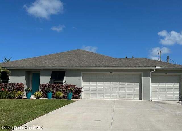 Property at 1119 Blossom Dr, Sebastian, FL 32958, 4 beds, 2 baths