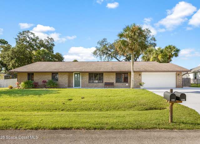 Property at 867 Huntington St NE, Palm Bay, FL 32907, 3 beds, 2.5 baths