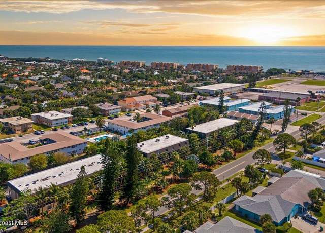 Property at 1020 Pinetree Dr #4, Indian Harbour Beach, FL 32937, 2 beds, 1.5 baths