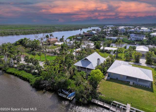 Property at 5232 Marina Dr, Bokeelia, FL 33922, 2 beds, 2 baths