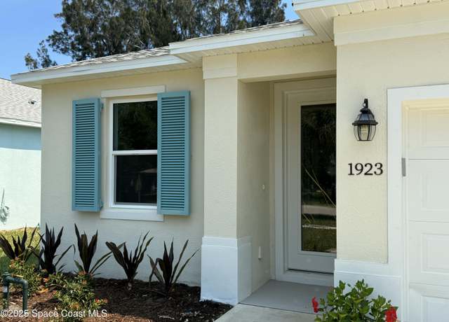 Property at 1923 Westwood Blvd, Melbourne, FL 32901, 3 beds, 2 baths