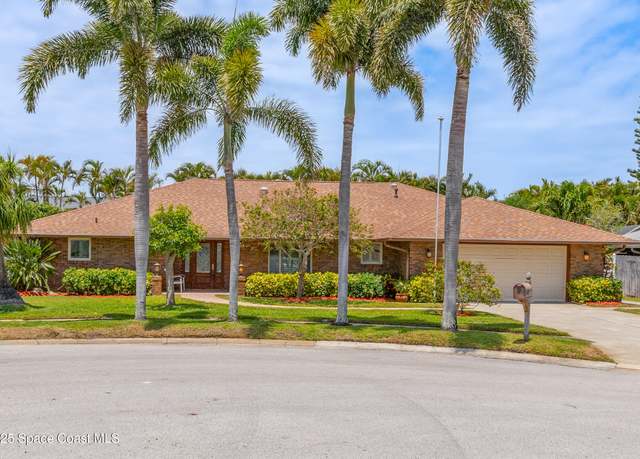 Property at 520 Bay Cir, Indian Harbour Beach, FL 32937, 3 beds, 2 baths