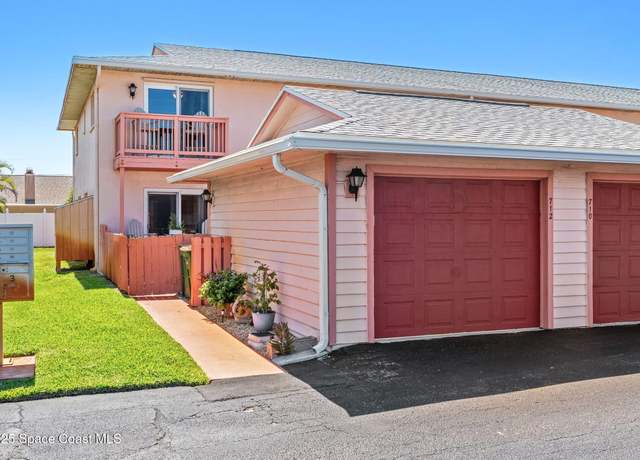 Property at 712 Sea Palm Ln, Satellite Beach, FL 32937, 2 beds, 2.5 baths