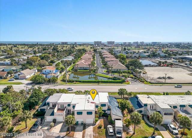 Property at 11 Emerald Ct, Satellite Beach, FL 32937, 3 beds, 2.5 baths