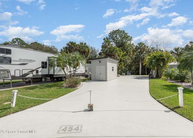 Property at 454 Oak Cove Rd, Titusville, FL 32780, 1 bath