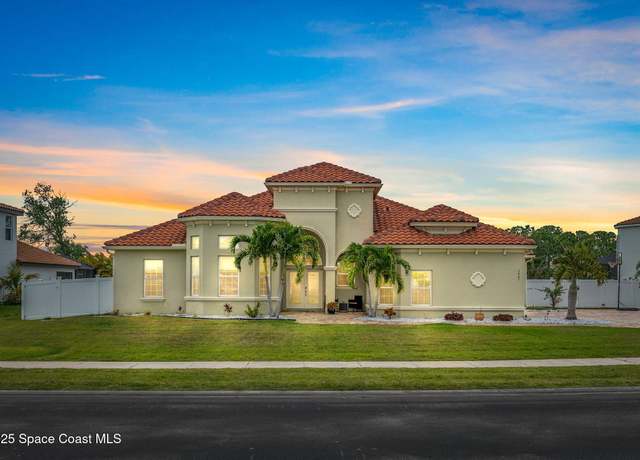 Property at 3887 Province Dr, Melbourne, FL 32934, 4 beds, 4 baths