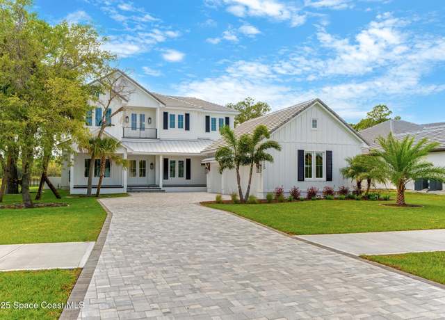 Property at 1715 Gracewood Dr, Melbourne, FL 32940, 5 beds, 4.5 baths