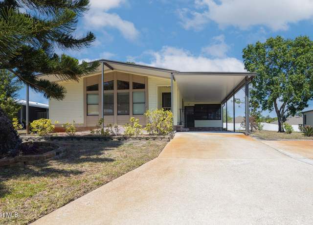 Property at 334 San Roberto Dr, Titusville, FL 32780, 2 beds, 2 baths