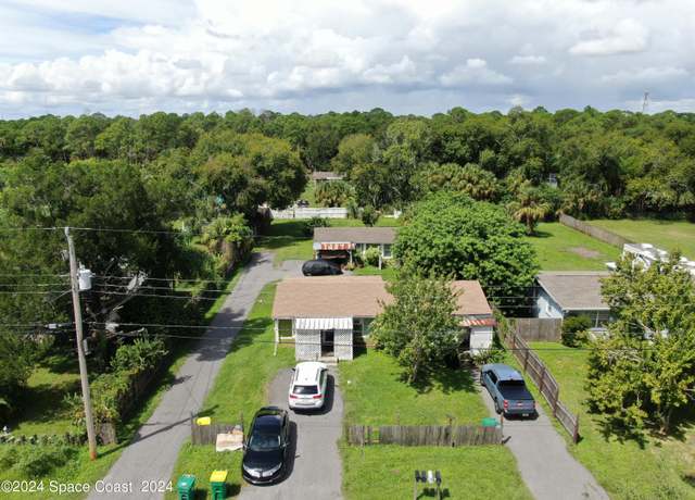 Property at 329 Pine Ave, Cocoa, FL 32922, 5 beds, 4 baths