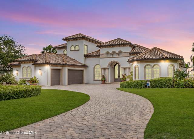 Property at 671 Indian River Dr, Melbourne, FL 32935, 4 beds, 5 baths